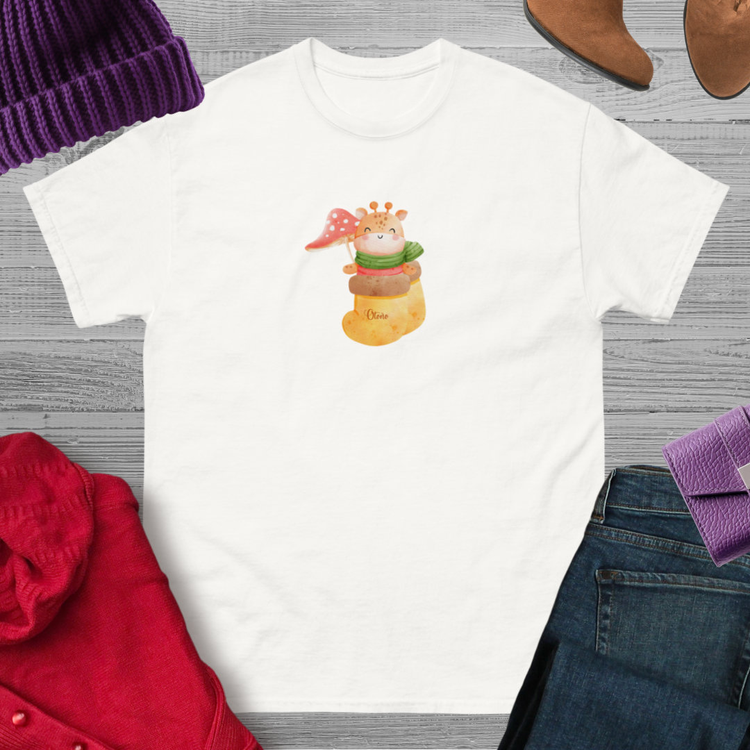 Camiseta con diseño de una dulce jirafa en un cómodo calcetín de otoño - Imagen 5