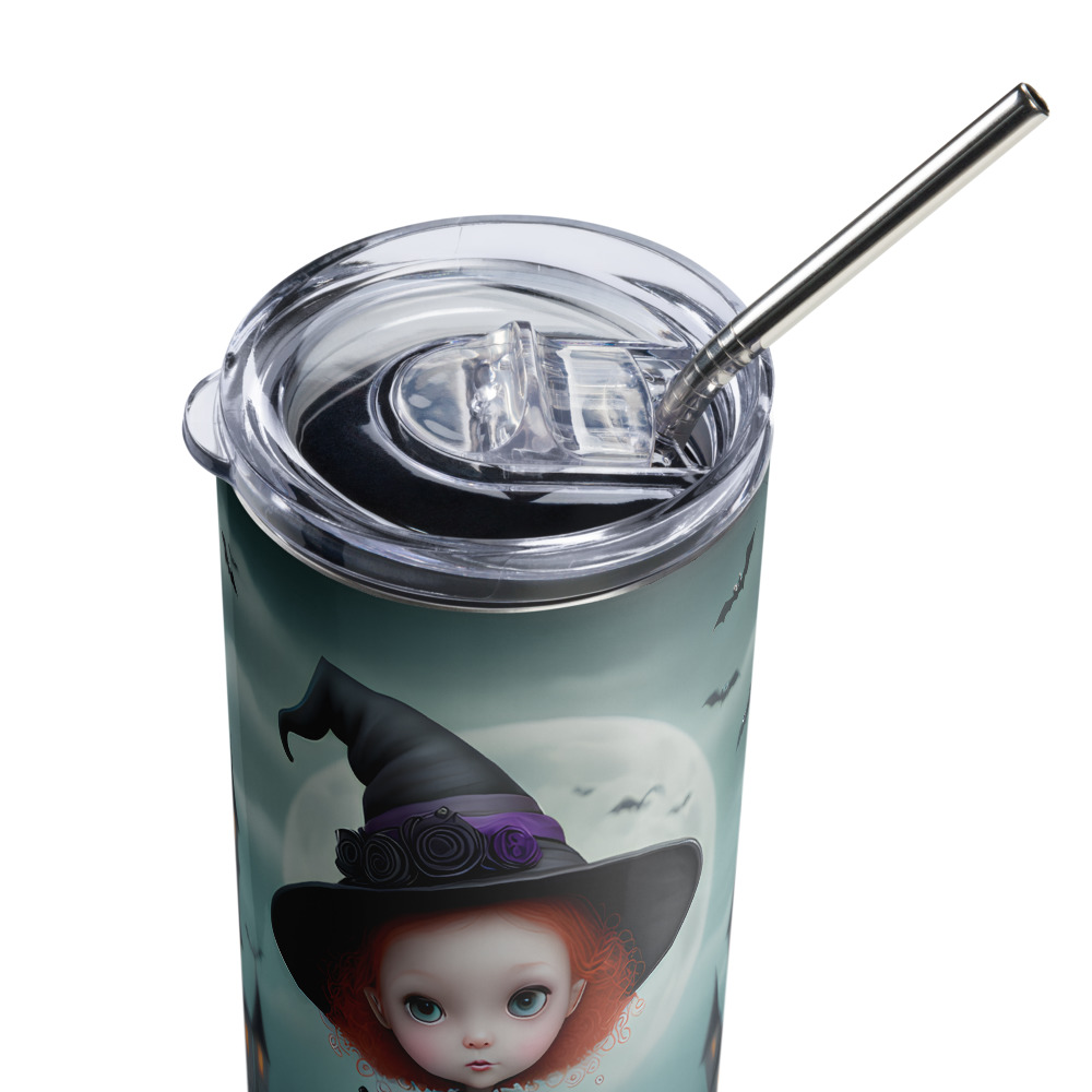 Vaso de acero inoxidable con niña brujita pelirroja de ojos grandes en fondo con castillo y calabazas - Imagen 5