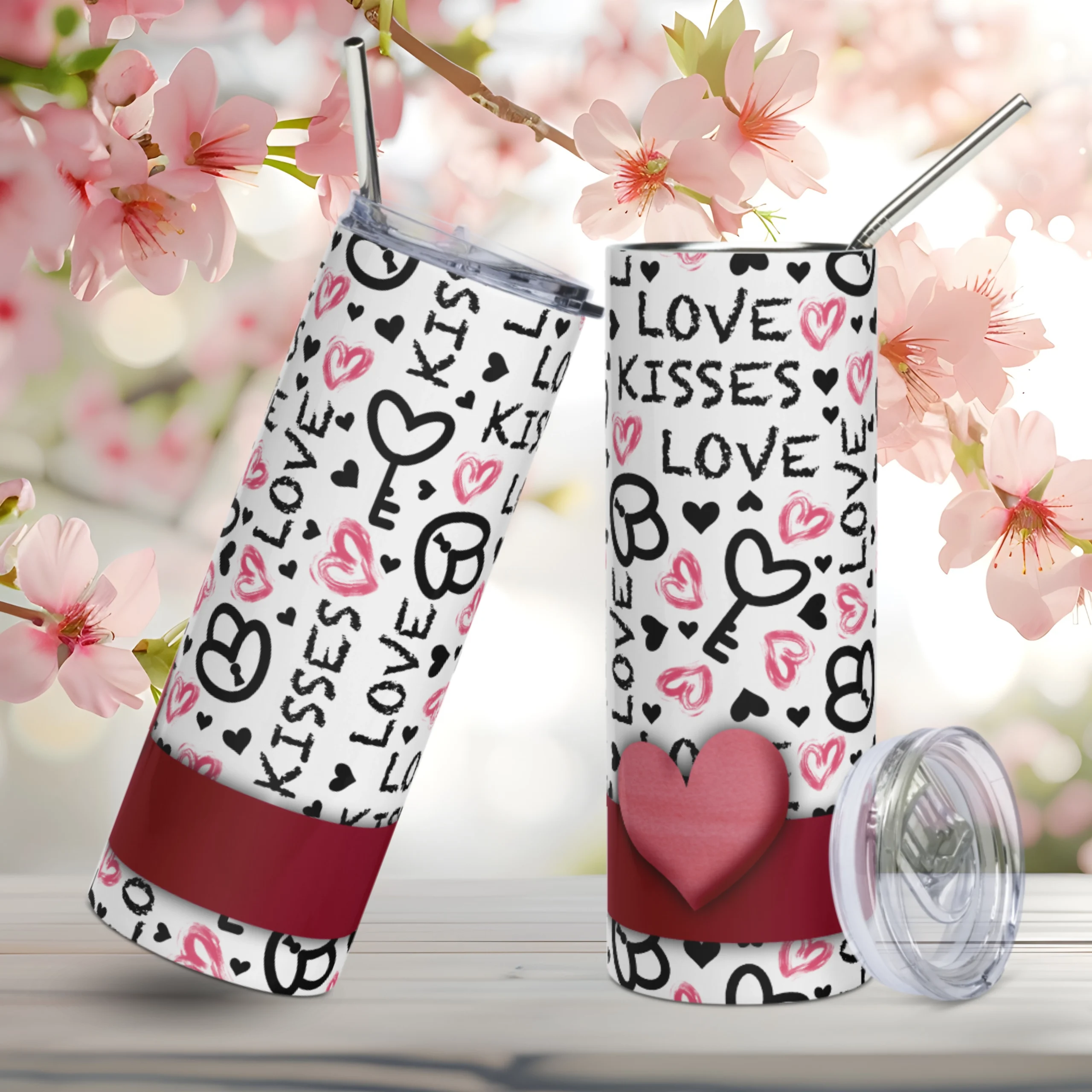 Vaso de acero inoxidable con patrón de llaves y corazones de amor